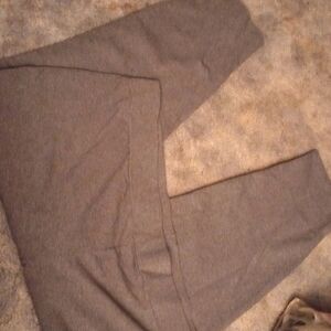 Gray leggings women/Junior XXXL (26W/28W) New no tags